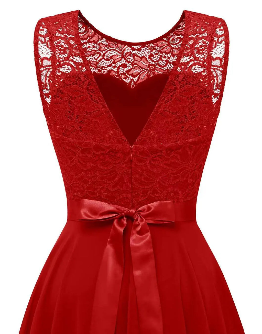 Asymetryczna Suknia Wieczorowa z Płynną Elegancją